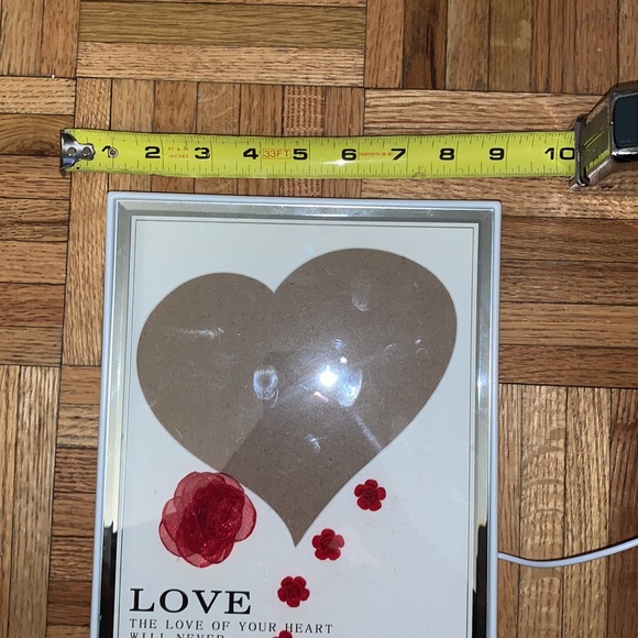 Heart Love Picture Frame (Light Up) - Picture 10 of 10